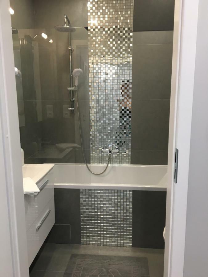 Family & Business Elegant Apartments Kck Ul Astronautow Centrum Downtown - 3 Bedroom, Bath With Hydromassage, Parking *